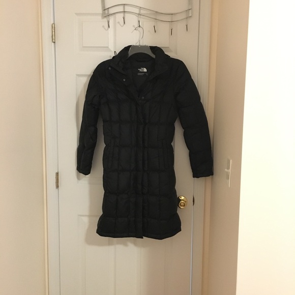 North face black water resistant winter jacket XS